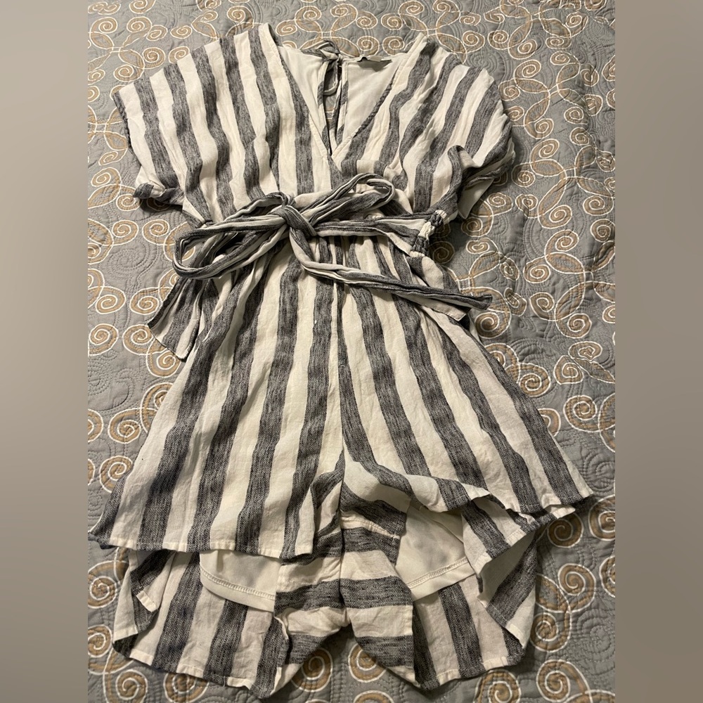 American Eagle Romper